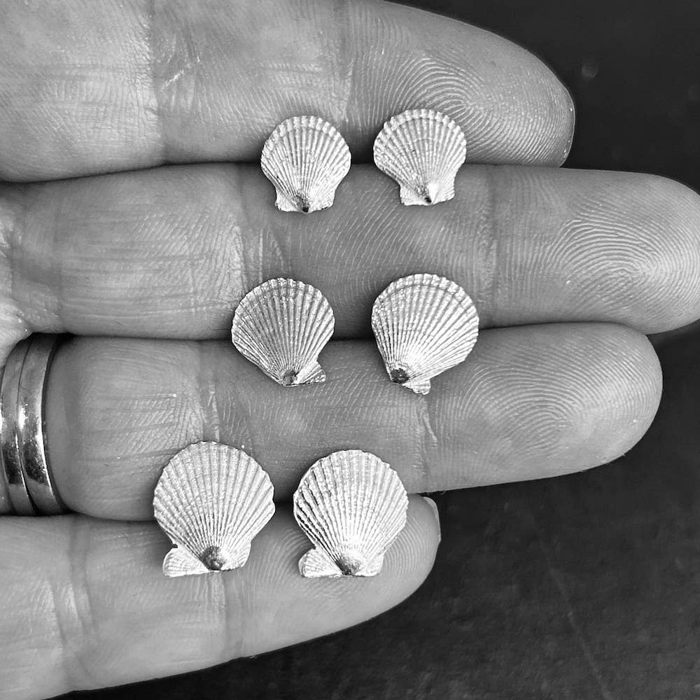 Silver Scallop Shell Earrings - Isle of Colonsay: Large